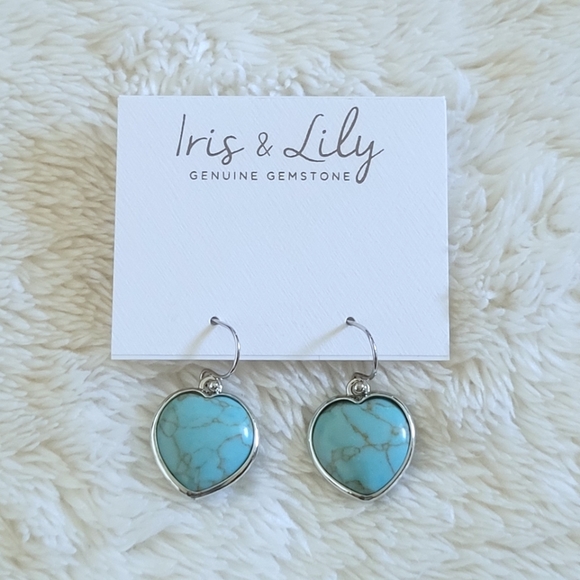 Iris & Lily Turquoise With Copper Veins Heart♥️ Drop⬇️ Earrings - Picture 15 of 15